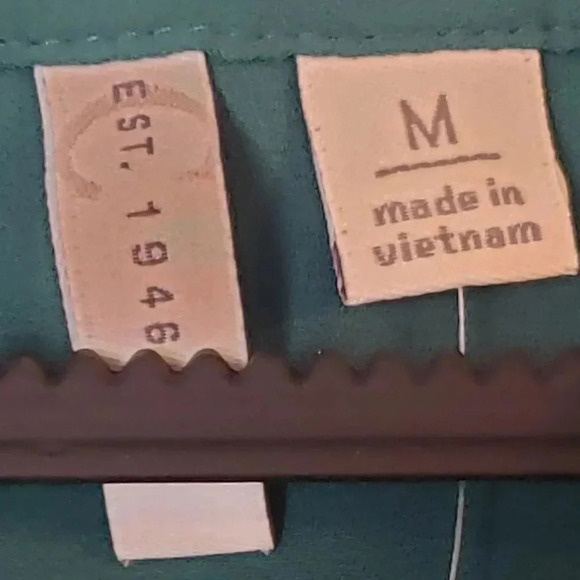 C EST 1946 Green Tunic Top NWT - Picture 4 of 4